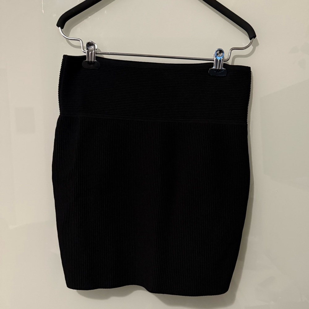 Aritzia Babaton Sculpt Mini
